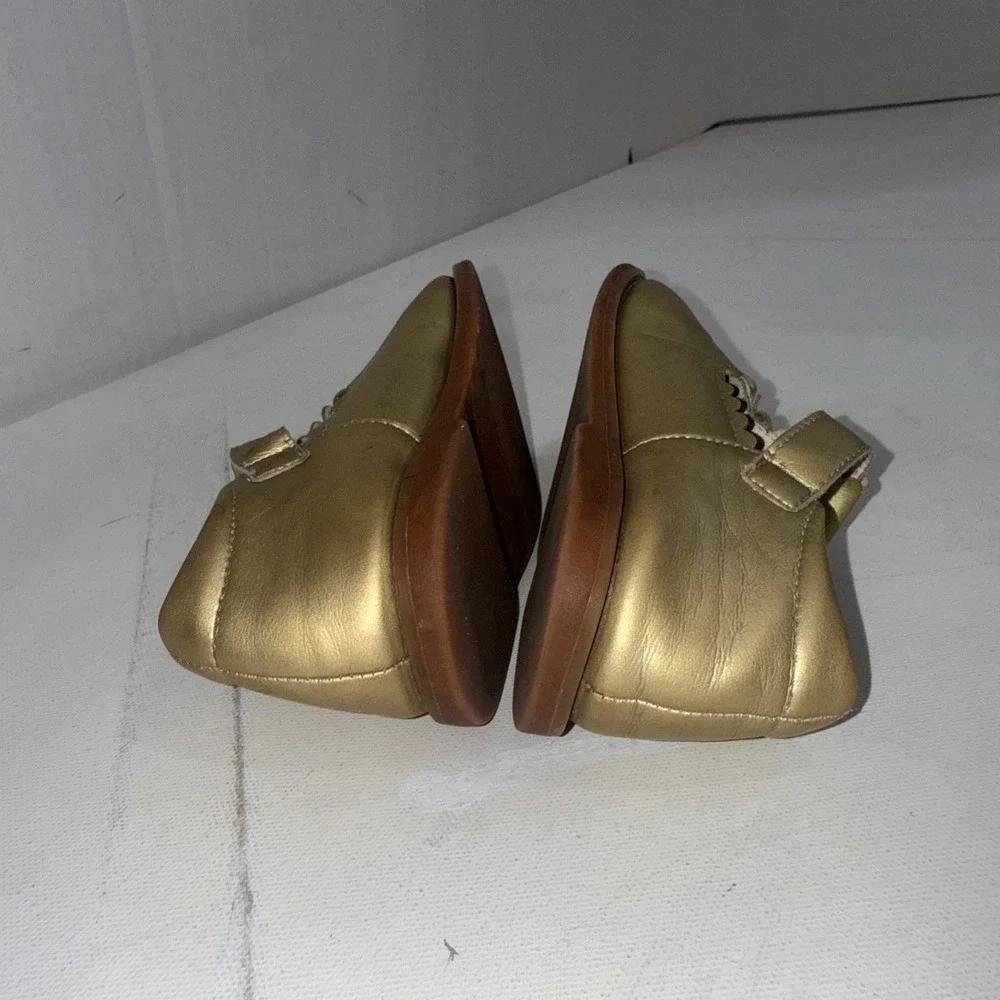 Felix & Flora Mary Jane Gold Metallic T-Strap Flats Dress Shoes Girls Size 9